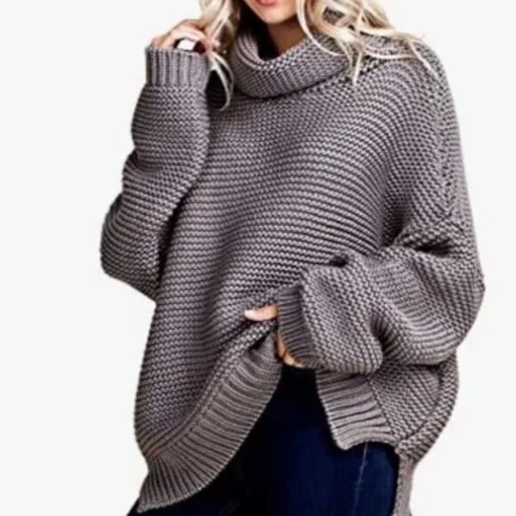 Charcoal Chunky Turtleneck Sweater
New - Picture 3 of 5